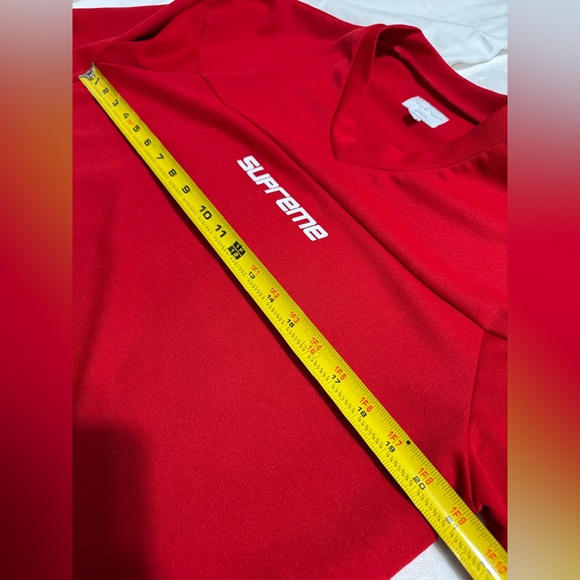 Supreme - Picture 4 of 8